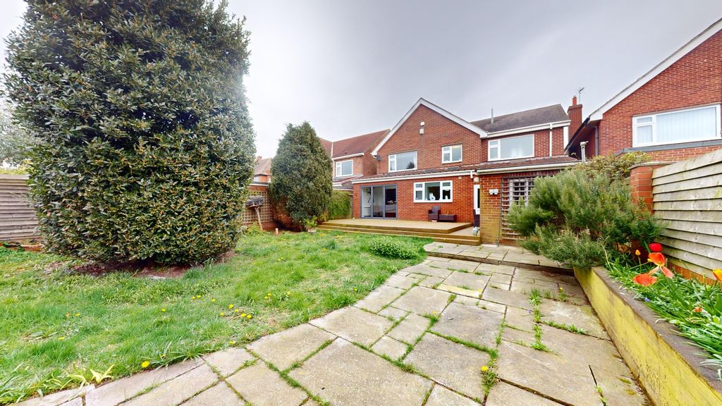 Property photo 3 of 33 3074779