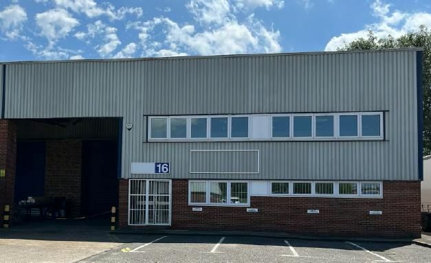 Property photo 1 of 6 Unit 16, Stocklake Industrial Park