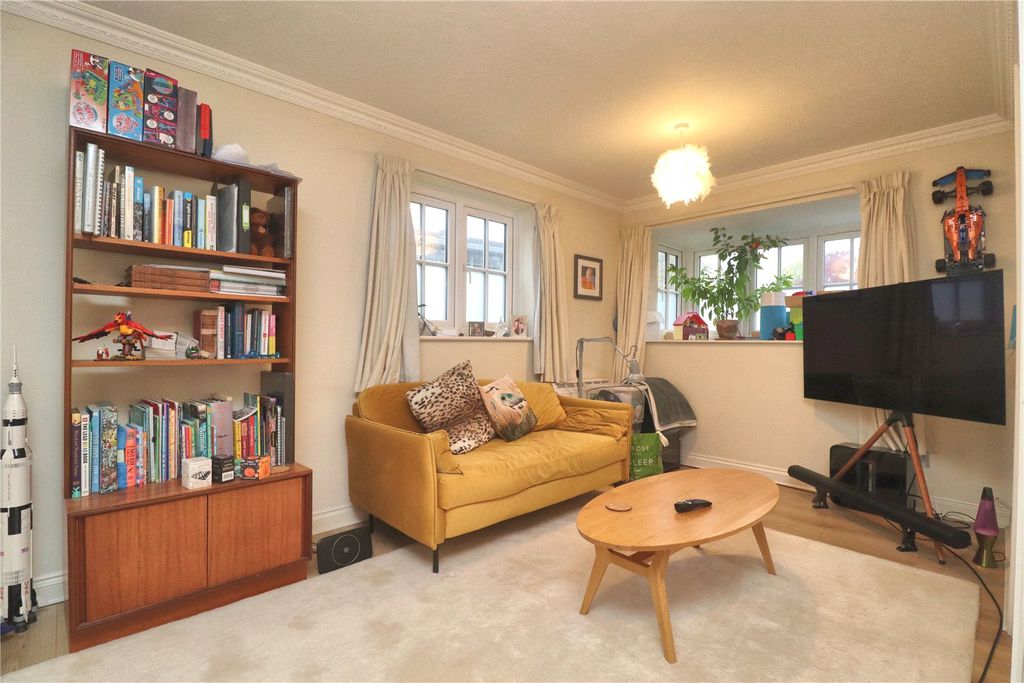 Property photo 3 of 7 Picture No. 05