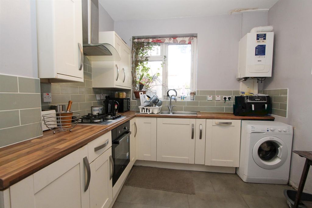 Property photo 3 of 15 Img_0131 (1).Jpg