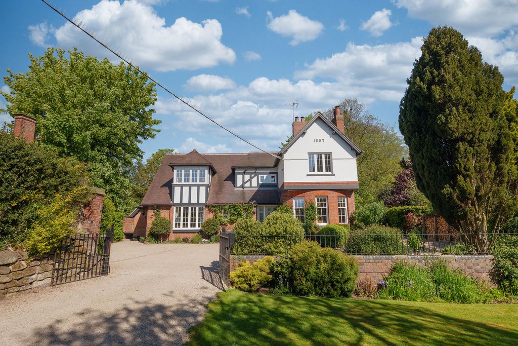 Property photo 1 of 37