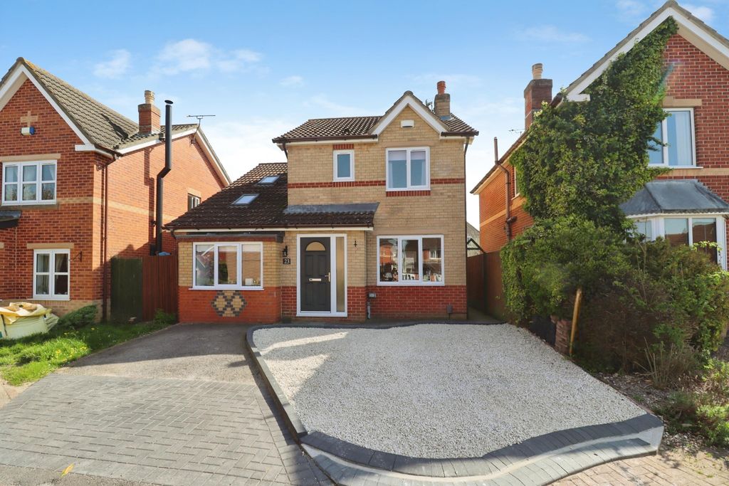 Property photo 1 of 23