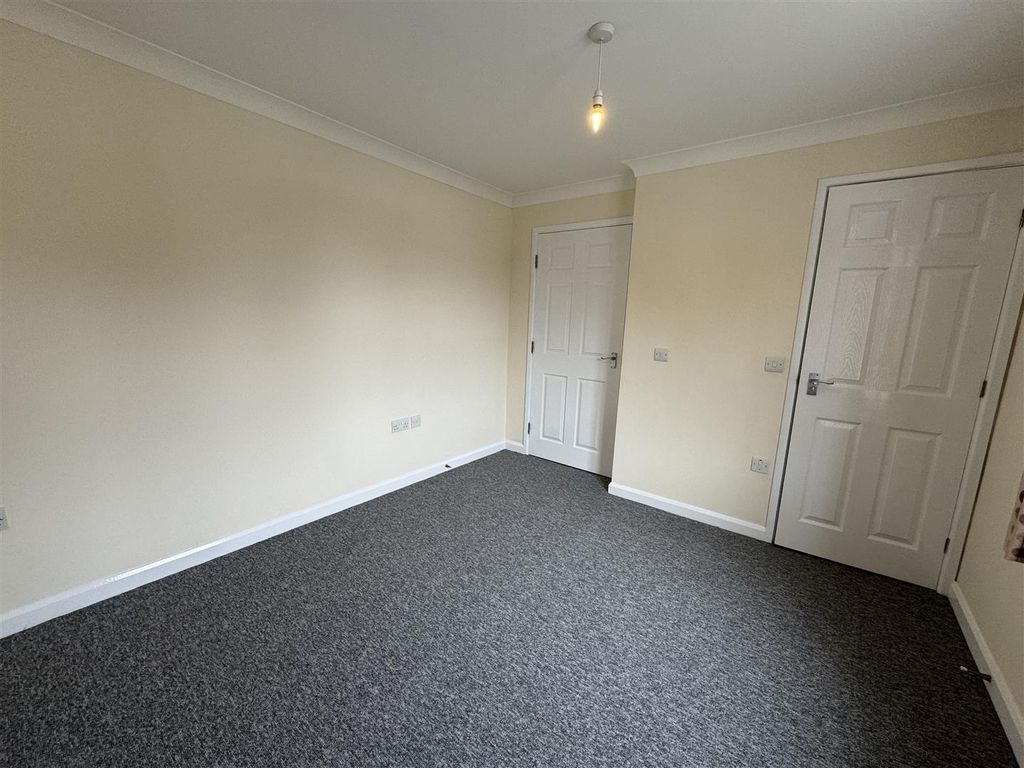 Property photo 3 of 10 Img_2410.Jpg