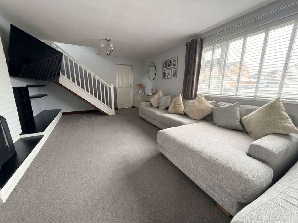 Property photo 2 of 15