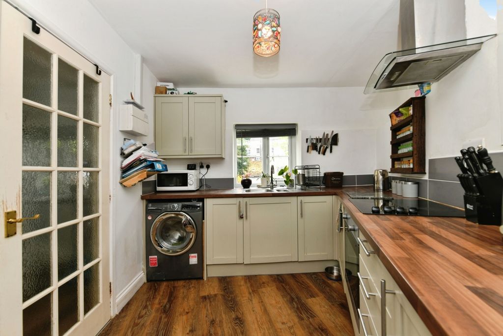Property photo 2 of 13 Pbox-Img.Jpg