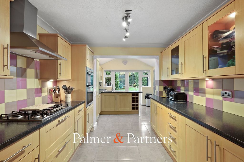 Property photo 2 of 24 Picture No. 03