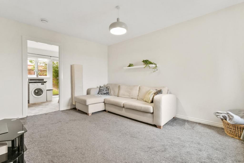 Property photo 3 of 19