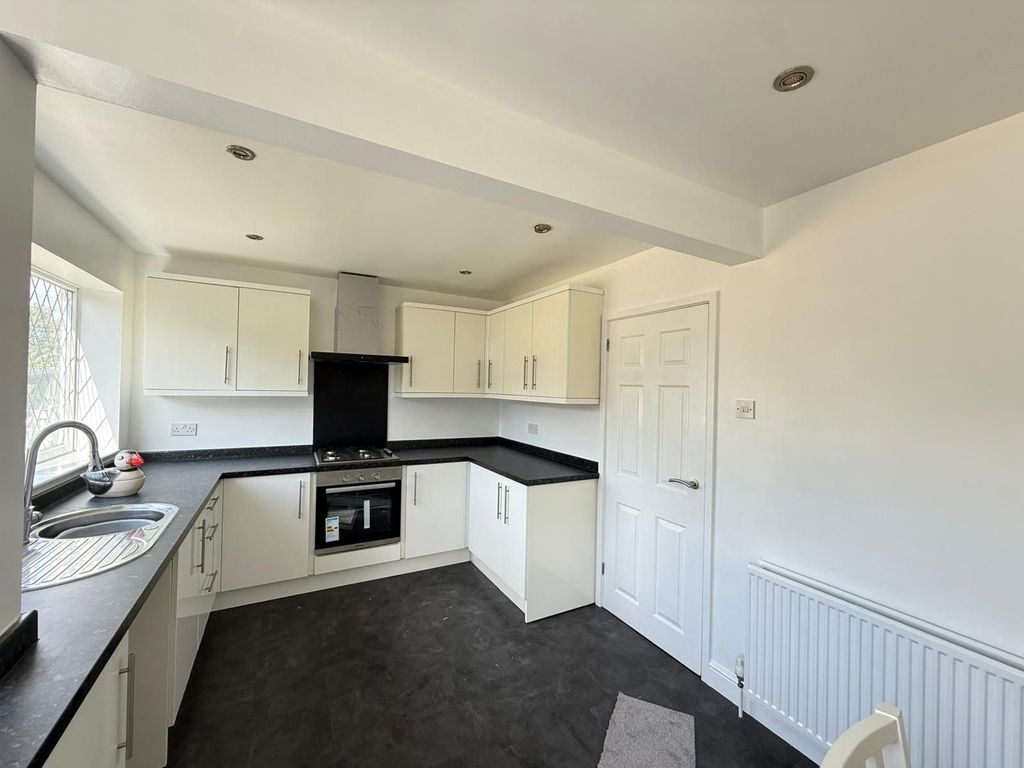 Property photo 2 of 9 Kitchen - 65 Elmwood Drive