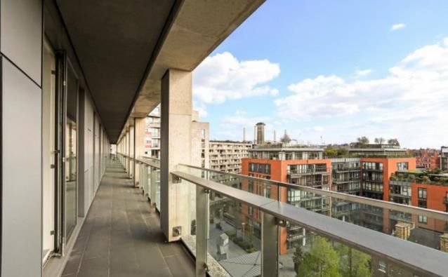 Property photo 2 of 11 Reception-Room-Grosvenorwaterside-Gatliff-Road- Lo