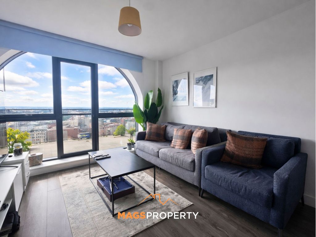 Property photo 2 of 12