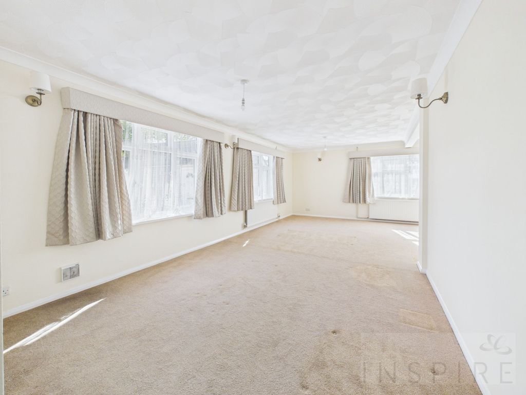 Additional image 12 of 4 bed detached house to rentFarhalls Crescent, Horsham RH12