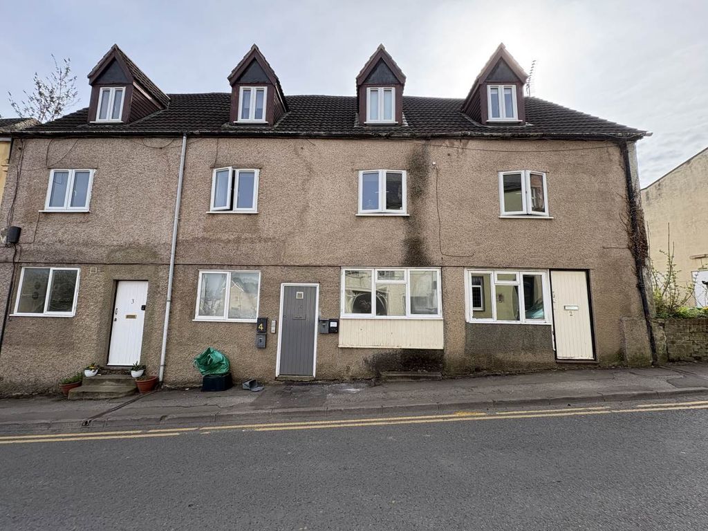 Property photo 1 of 8 Front