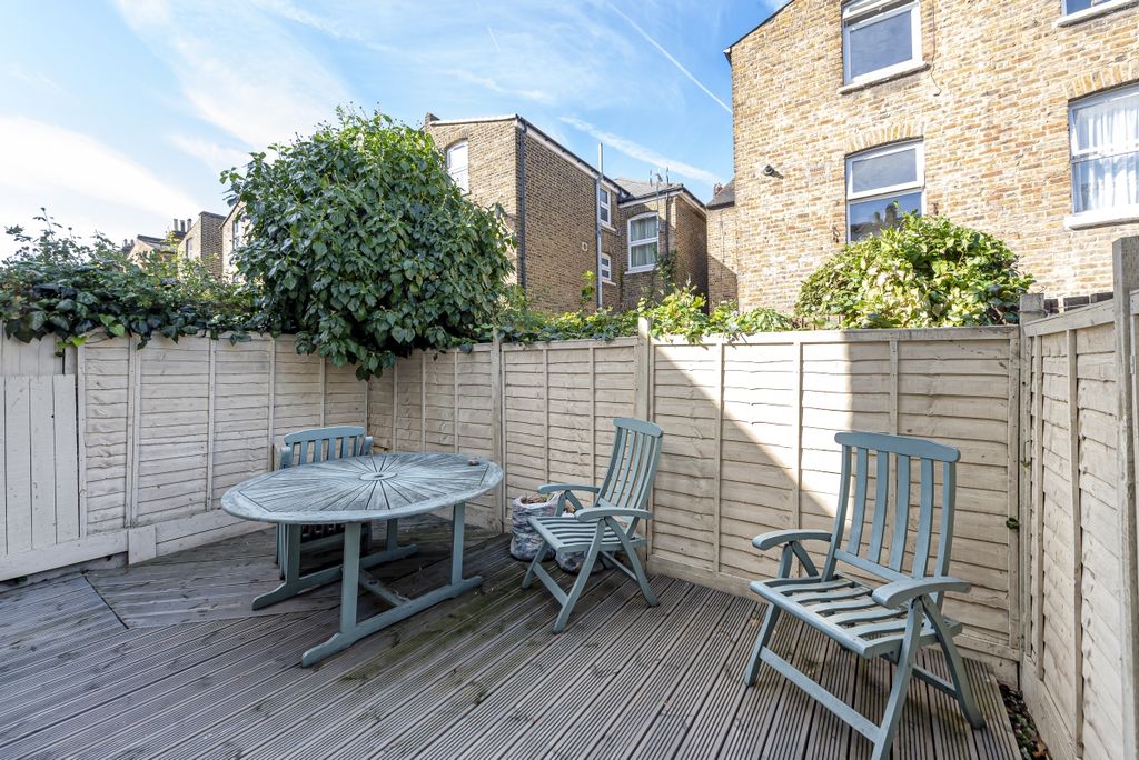 Property photo 3 of 5 532381 (6)