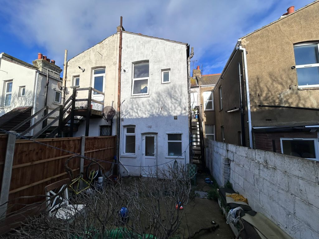 Property photo 3 of 3