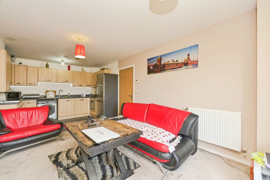 Property photo 1 of 20 1823276-04