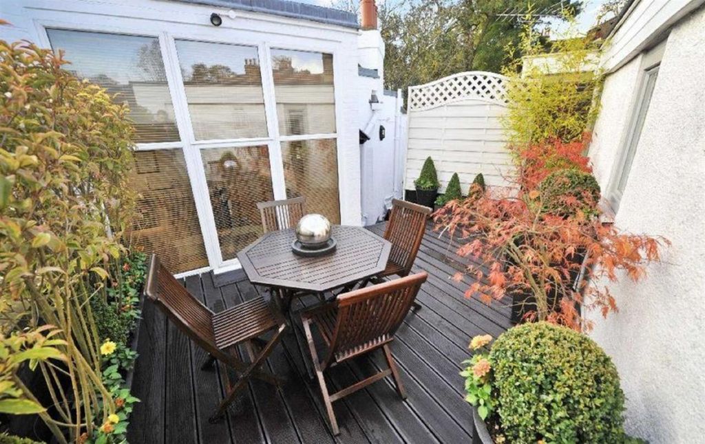 Property photo 2 of 7