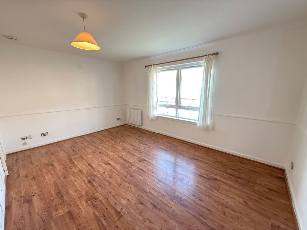 Property photo 2 of 12 Photo 2