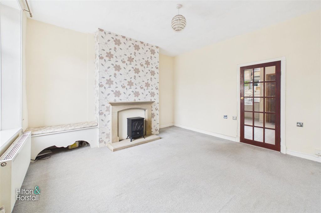 Property photo 3 of 9 John Street