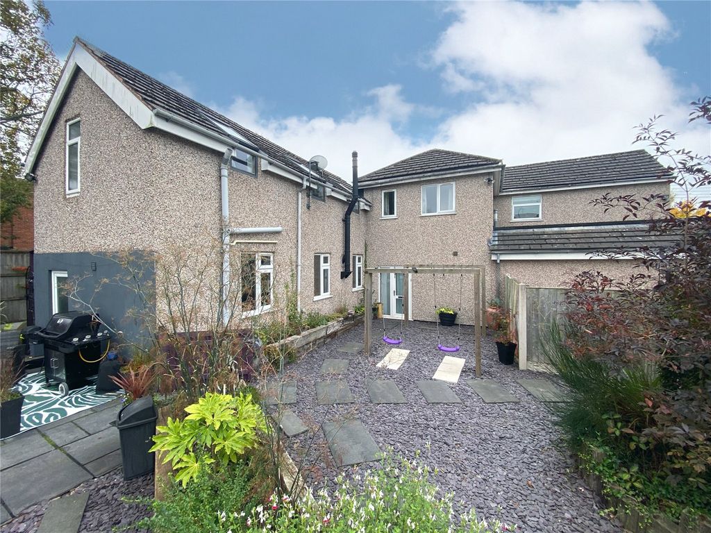 Property photo 1 of 23 Picture No. 01