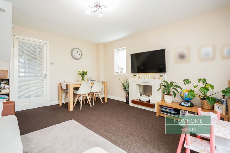 Property photo 3 of 16 Photo 7