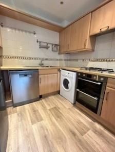 Property photo 3 of 14 Kitchen.Jpg