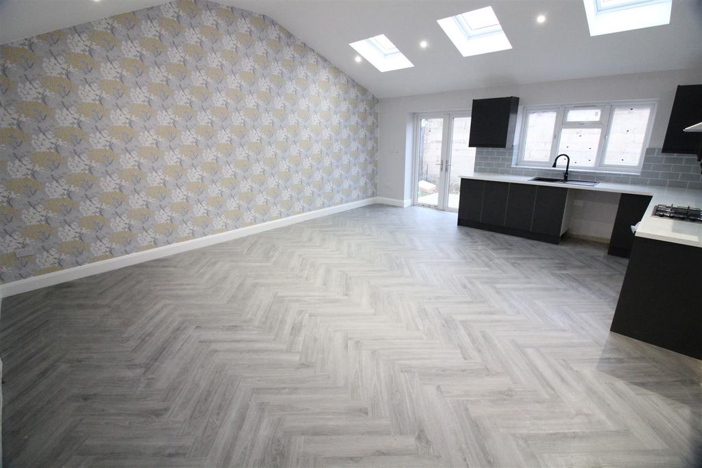 Property photo 1 of 14 8D38F894-1F83-455E-9Ae5-1C15B943Da8A.Jpeg