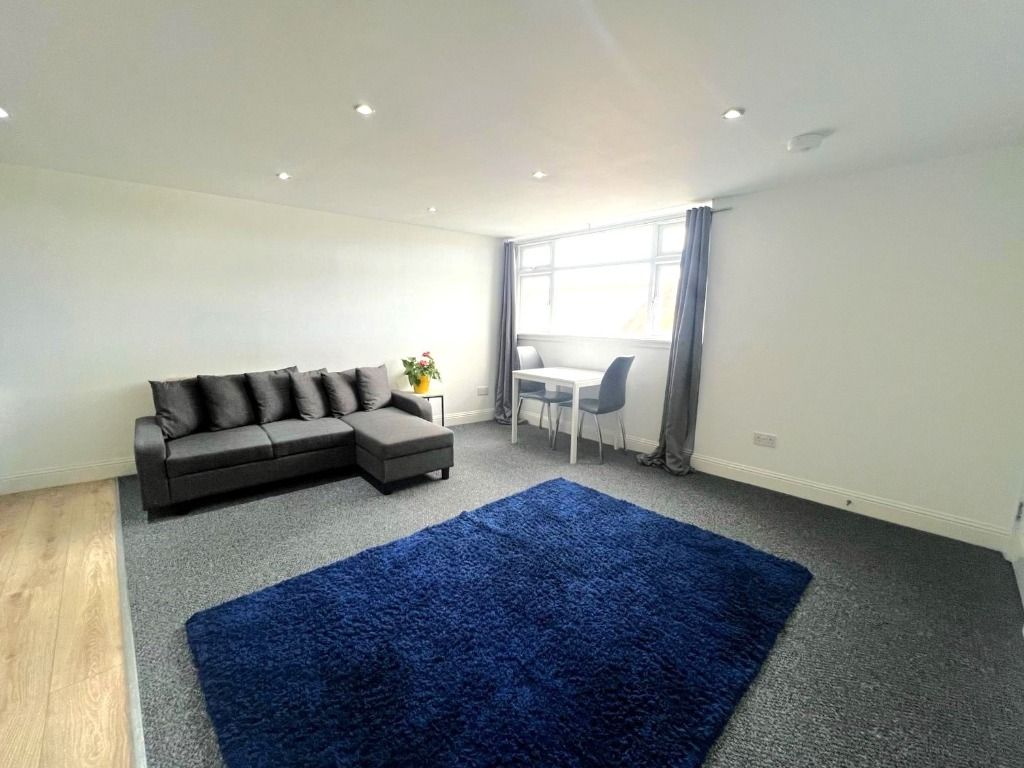 Property photo 2 of 12 Photo 2