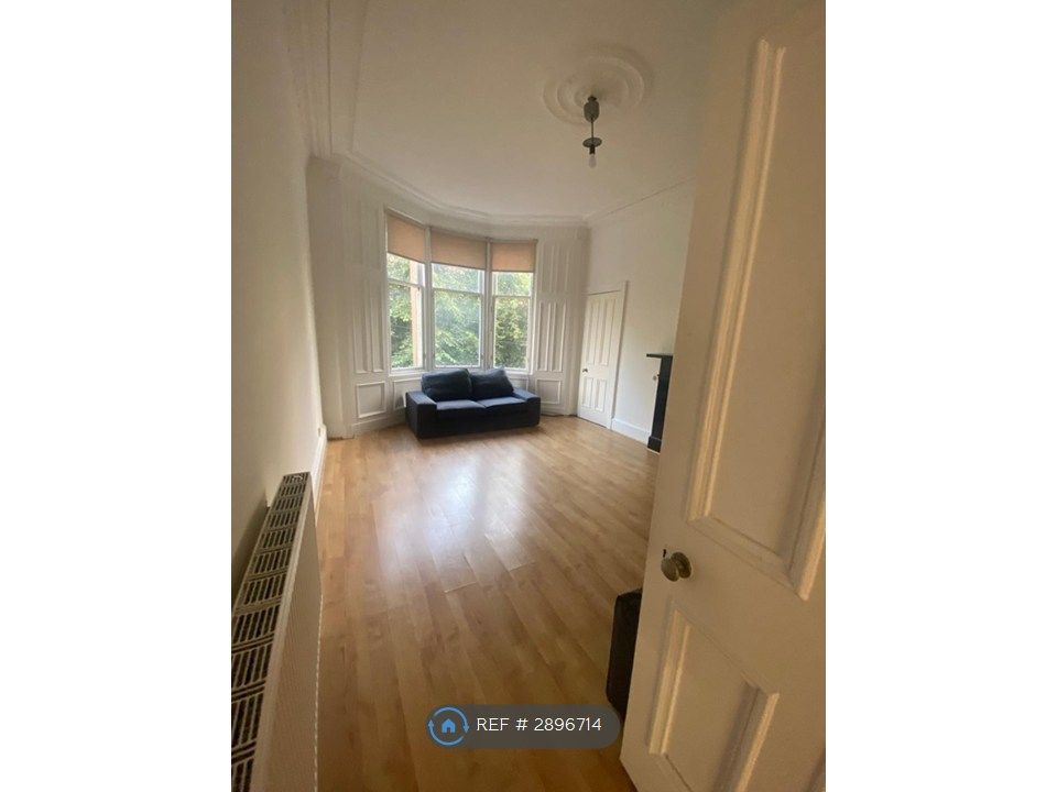 Property photo 3 of 13 Living Room