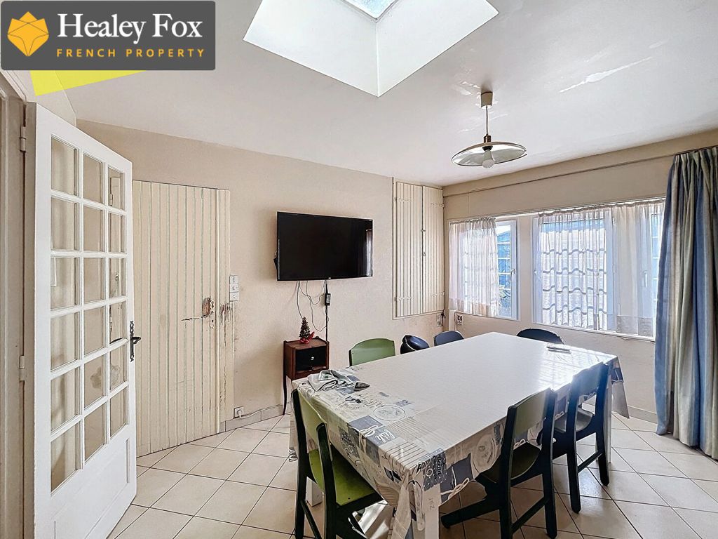 Property photo 3 of 16