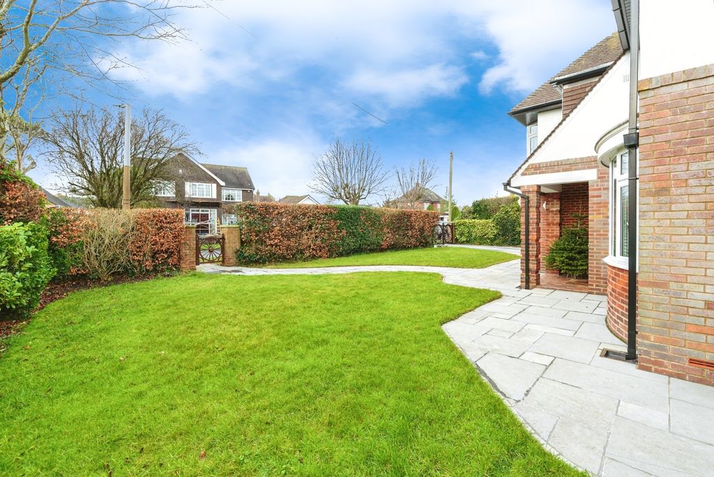 Property photo 3 of 39 Pbox-Img.Jpg