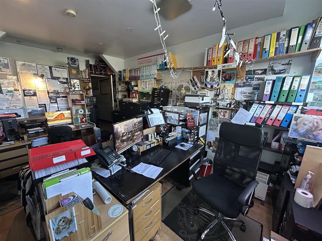 Property photo 2 of 5 Img_2101.Jpeg