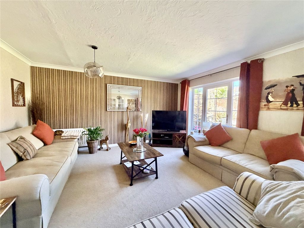 Property photo 2 of 17 Picture No. 09