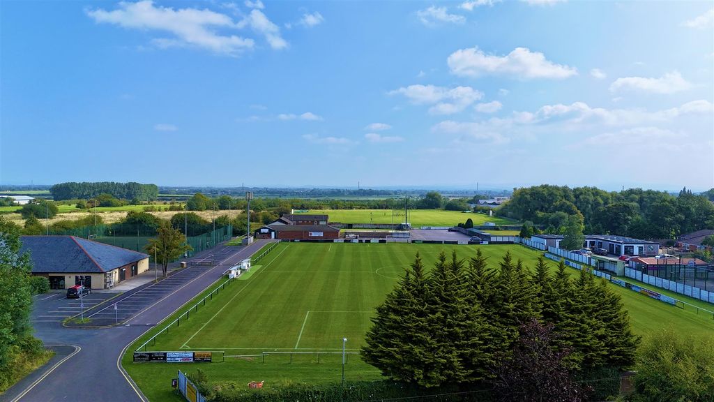 Property photo 2 of 31 Dji_Fly_20240830_114924_0141_1725018526323_Photo.J