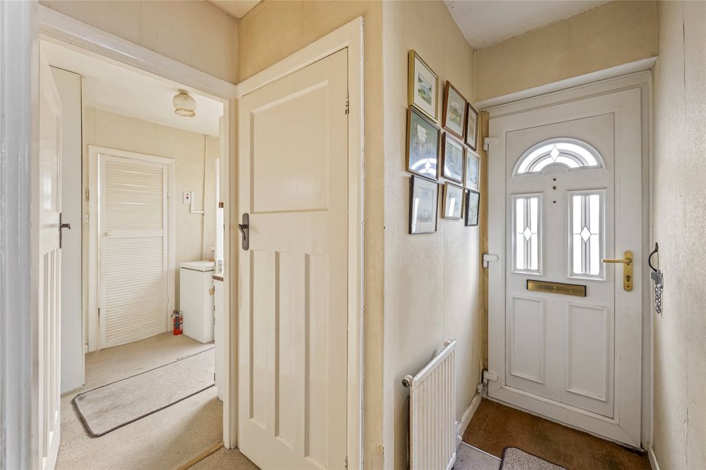 Property photo 2 of 21 Picture No. 01