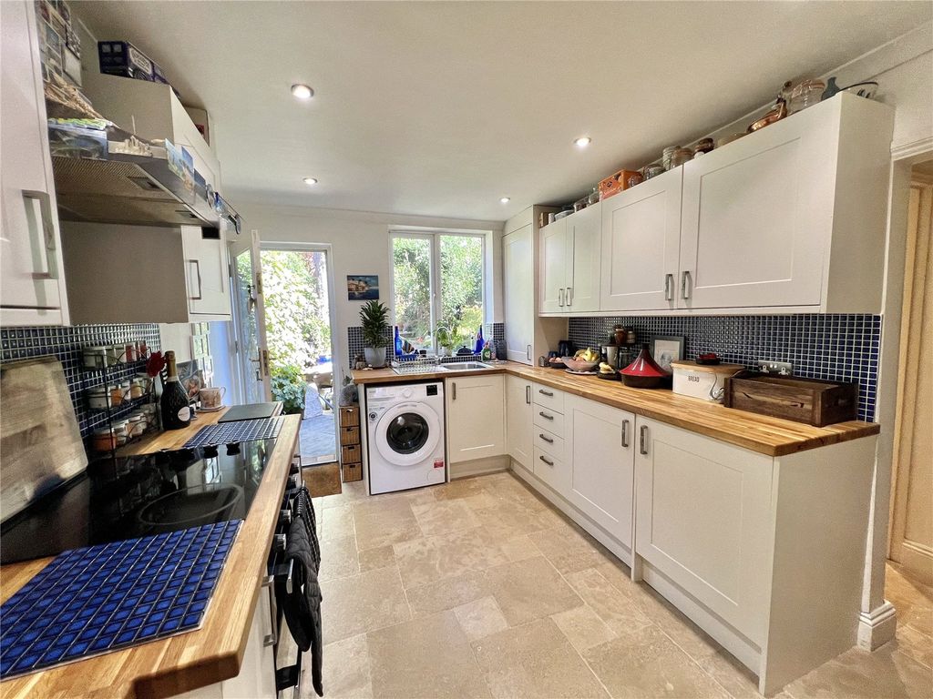 Property photo 2 of 12 Picture No. 06