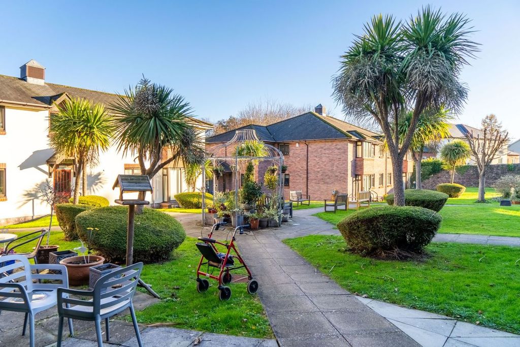 Additional image 16 of 1 bed property for salePriory Gardens, Abergavenny NP7
