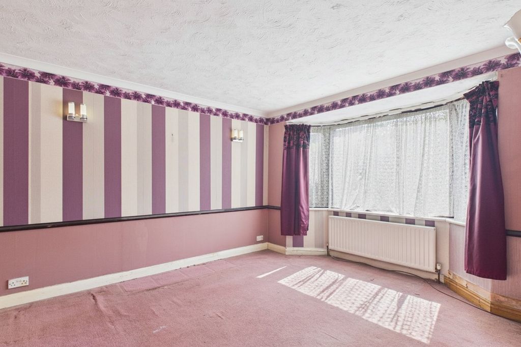 Property photo 2 of 11 Picture No. 19