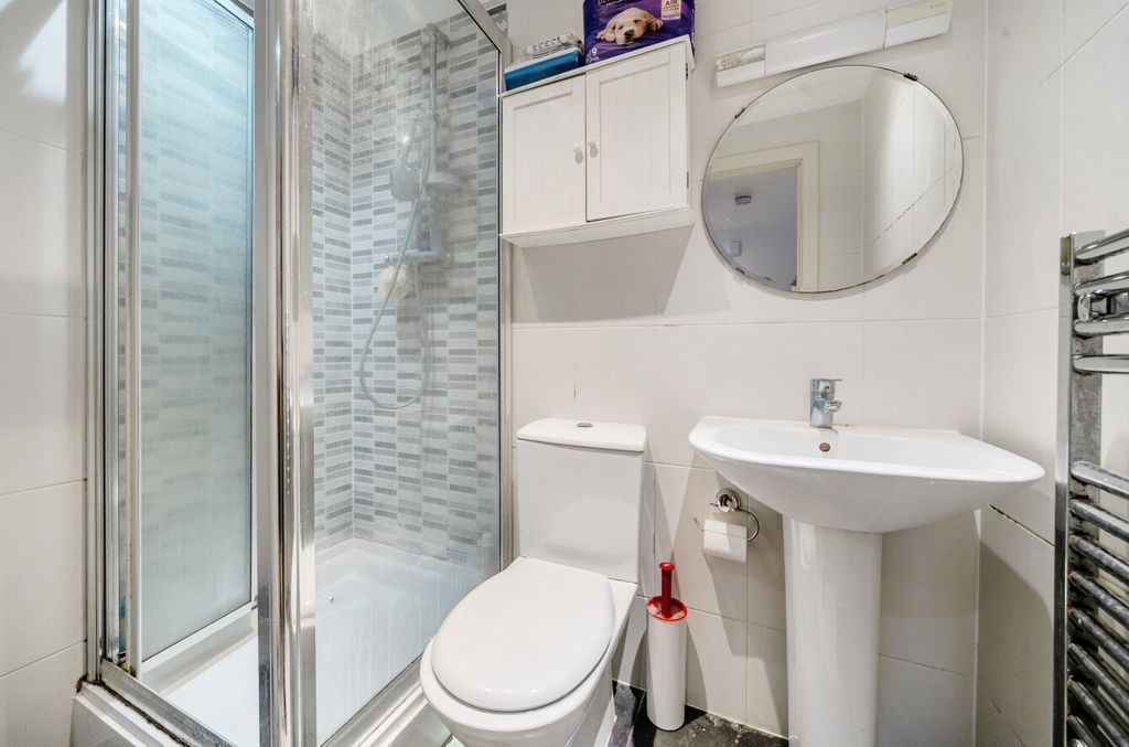 Property photo 3 of 7 1300190-10-684Ff7...