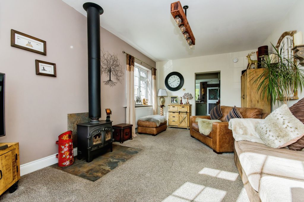 Property photo 3 of 15 Photography