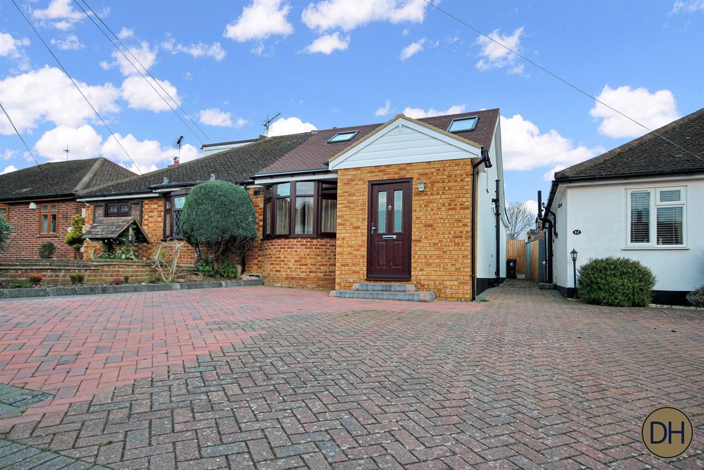 Property photo 1 of 13 Front+Aspect+(Main) (Main)
