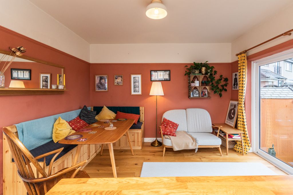 Property photo 2 of 24 Kitchen/Diner