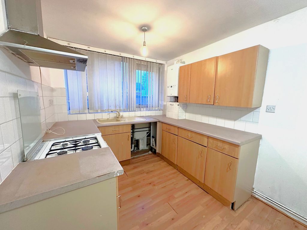 Property photo 2 of 9 Kitchen-Diner