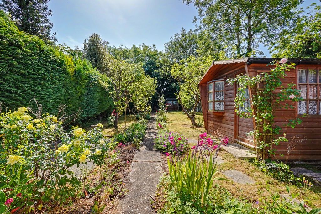 Property photo 2 of 24 4227964