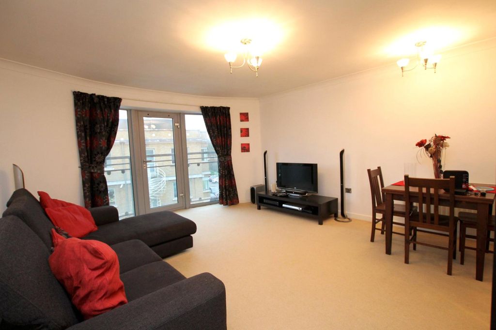 Property photo 3 of 8 Picture No. 07