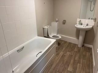 Property photo 2 of 4 Bathroom.Jpg