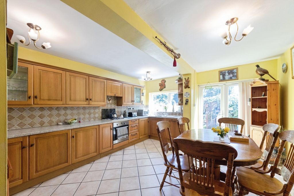 Property photo 2 of 15 Pbox-Img.Jpg