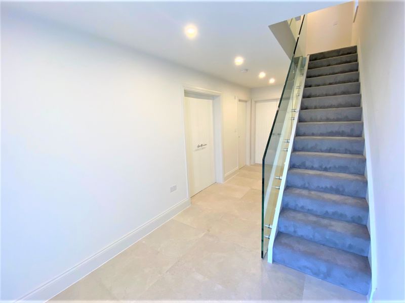 Property photo 2 of 46 Photo 18