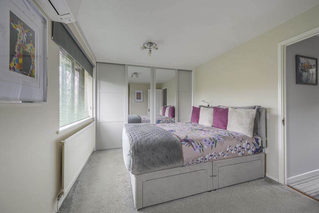 Property photo 3 of 27 Dsc_4460