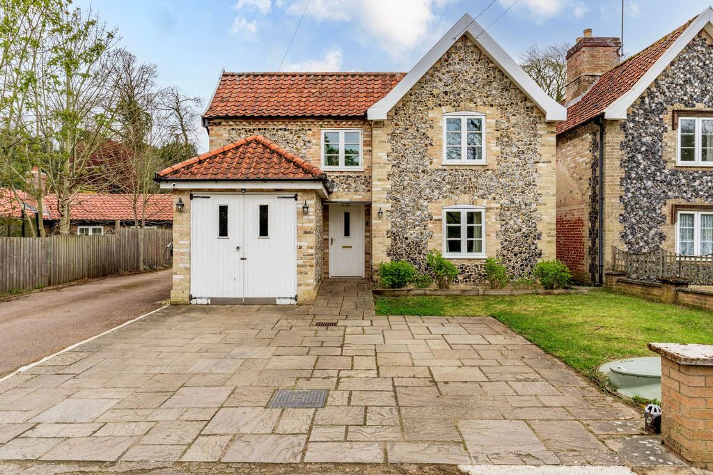 Property photo 1 of 21