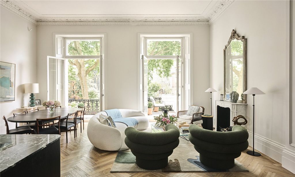 Property photo 1 of 28 Reception